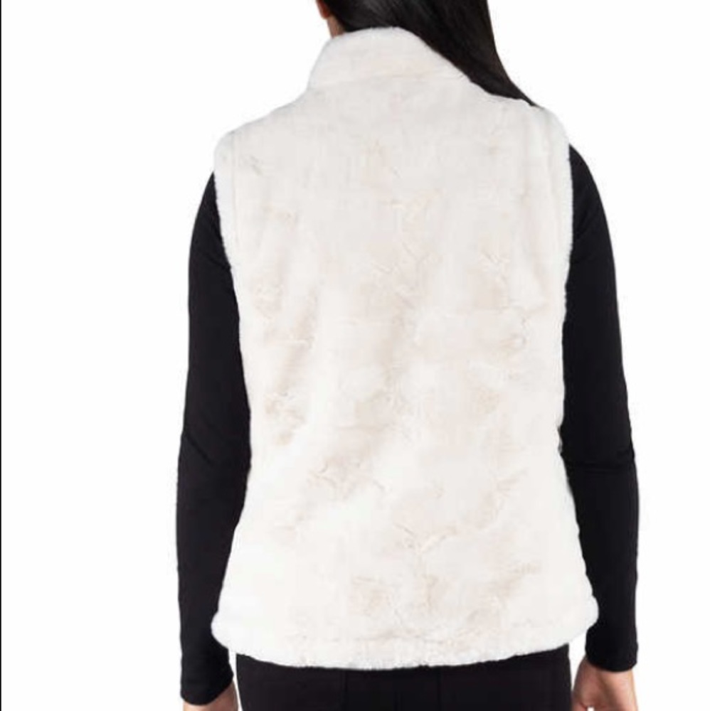 Reversible Faux Fur Vest Ivory - Picture 3 of 4